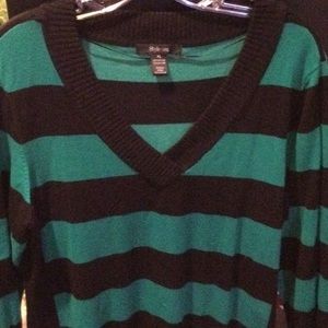 Style & Co V-Neck blouse